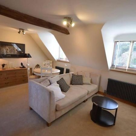 Apartamento The Old Manor Coach House Cirencester Exterior foto